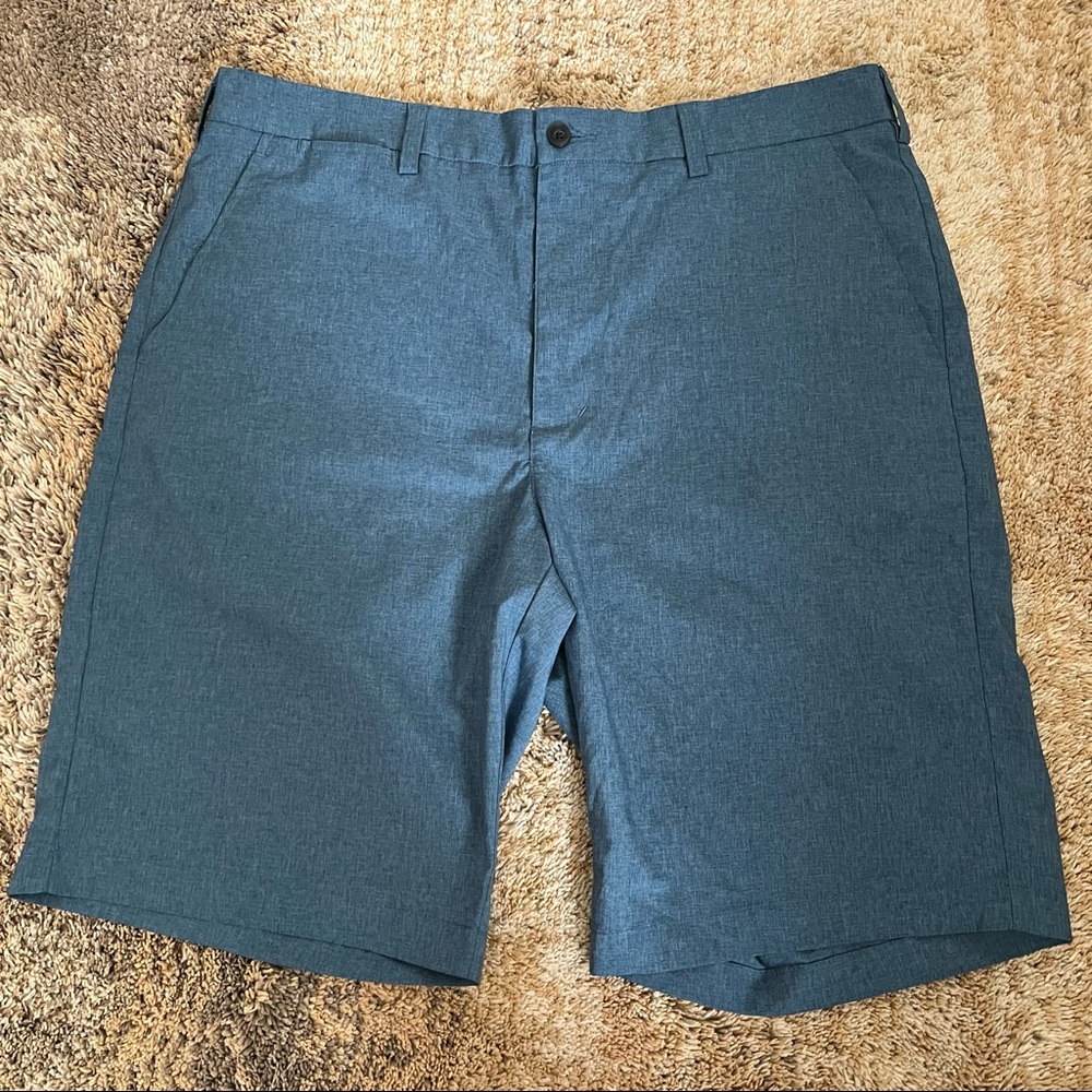 PGA TOUR Golf Shors